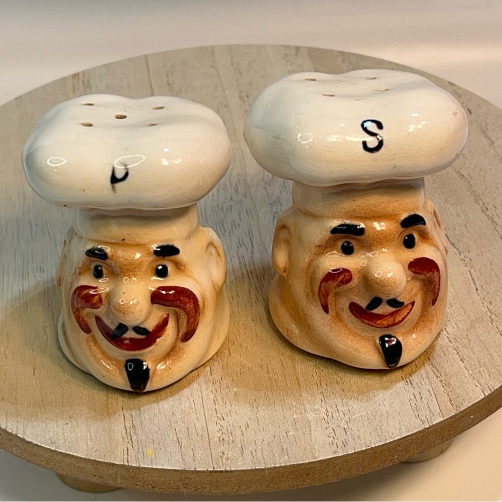 Chef Salt Pepper Shaker Set